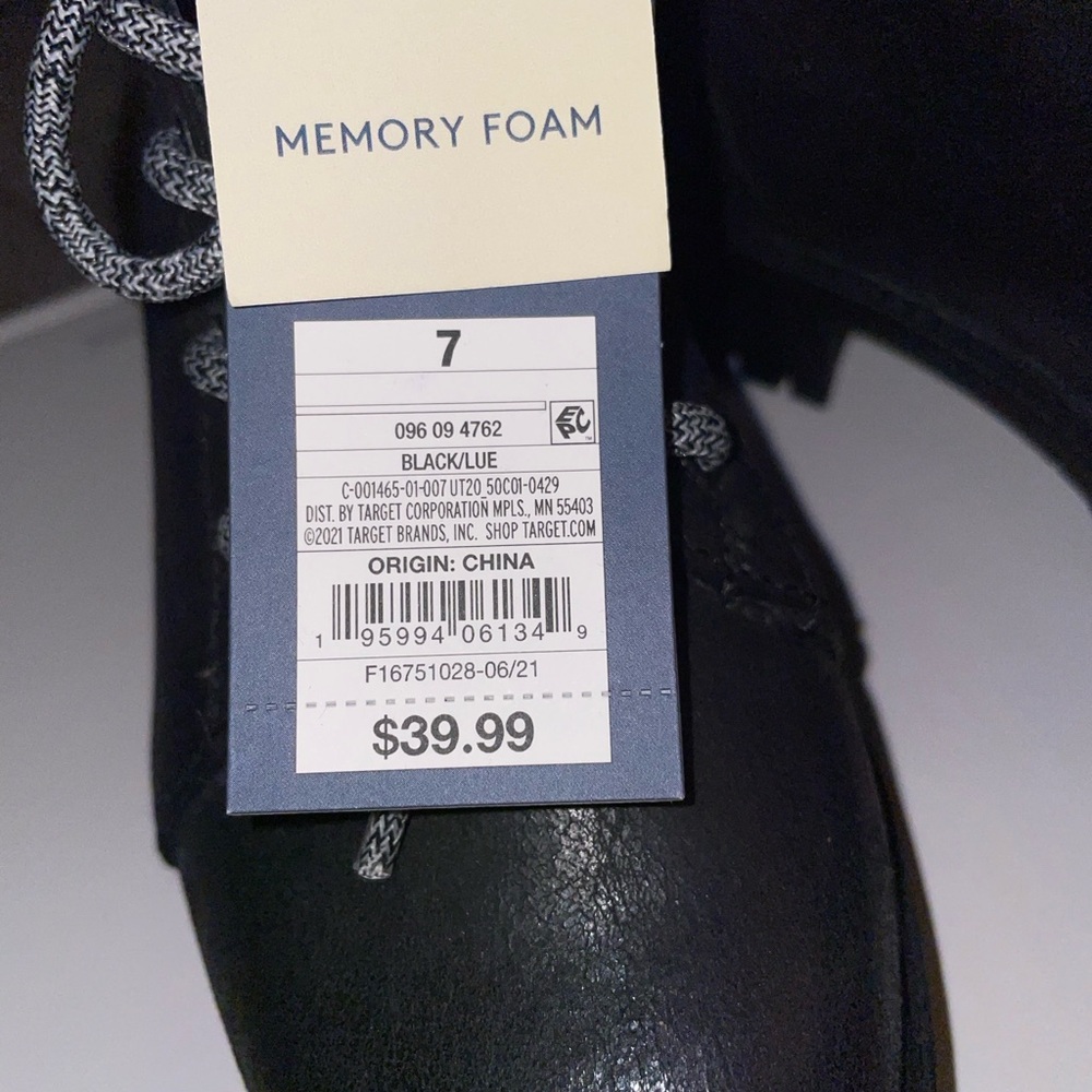 Universal Thread Black combat boots - Picture 4 of 6